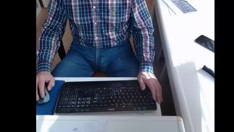 Snapshot of dutchpornking2 chatting on 6, 3, 2025 dutchpornking2 online show from 6, 3, 2025