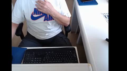 dutchpornking2 online show from 3, 7, 2026