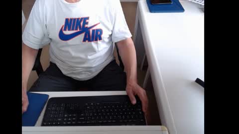 dutchpornking2 online show from 5, 7, 2026