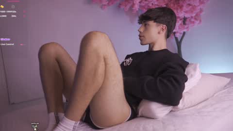 Snapshot of dwayne_xx chatting on 7, 1, 2025 Dwayne xx online show from 7, 1, 2025