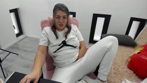 dayana online show from 15, 2, 2026