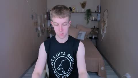 Snapshot of dylan_norton chatting on 28, 5, 2026 Dylan online show from 28, 5, 2026