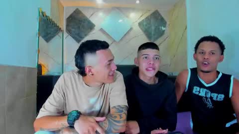 Snapshot of dylan_vanni chatting on 1, 5, 2026 Dylan online show from 1, 5, 2026