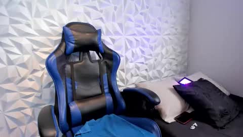 Snapshot of dylan_walton chatting on 25, 10, 2025 Dylan online show from 25, 10, 2025