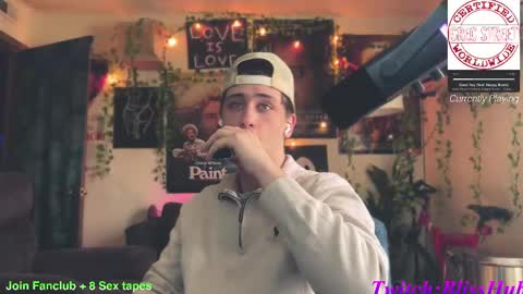 Snapshot of dylandaniel69 chatting on 11, 3, 2025 Dylan Daniel 7.8 online show from 11, 3, 2025