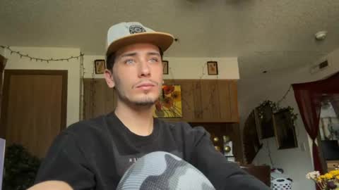 Snapshot of dylandaniel69 chatting on 9, 9, 2025 Dylan Daniel 7.8 online show from 9, 9, 2025