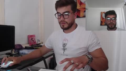 Snapshot of dylanhot10 chatting on 8, 12, 2024 dylanhot10 online show from 8, 12, 2024