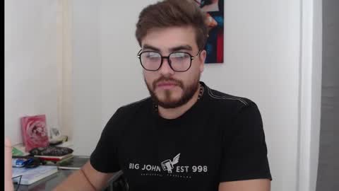 Snapshot of dylanhot10 chatting on 18, 12, 2024 dylanhot10 online show from 18, 12, 2024