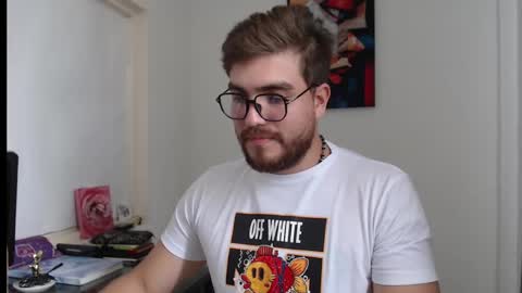 Snapshot of dylanhot10 chatting on 20, 12, 2024 dylanhot10 online show from 20, 12, 2024