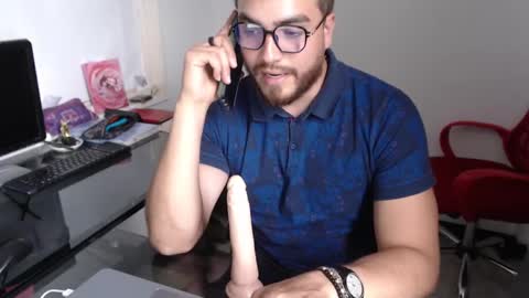 Snapshot of dylanhot10 chatting on 28, 1, 2025 dylanhot10 online show from 28, 1, 2025