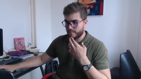 Snapshot of dylanhot10 chatting on 1, 2, 2025 dylanhot10 online show from 1, 2, 2025