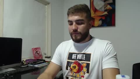 Snapshot of dylanhot10 chatting on 11, 2, 2025 dylanhot10 online show from 11, 2, 2025