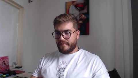 Snapshot of dylanhot10 chatting on 25, 2, 2025 dylanhot10 online show from 25, 2, 2025