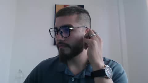 Snapshot of dylanhot10 chatting on 15, 9, 2025 dylanhot10 online show from 15, 9, 2025