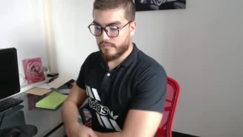 Snapshot of dylanhot10 chatting on 7, 10, 2025 dylanhot10 online show from 7, 10, 2025