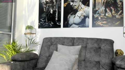 Snapshot of dylanrivera_ chatting on 12, 12, 2024 Dylan Rivera online show from 12, 12, 2024