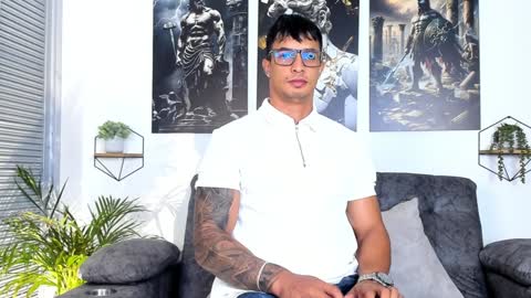 Snapshot of dylanrivera_ chatting on 18, 1, 2025 Dylan Rivera online show from 18, 1, 2025