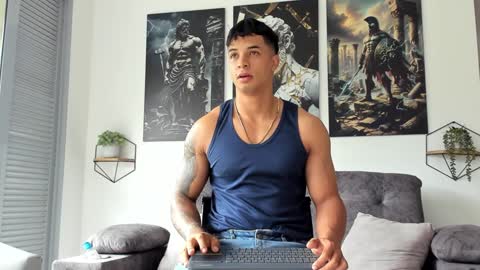 Snapshot of dylanrivera_ chatting on 4, 2, 2025 Dylan Rivera online show from 4, 2, 2025