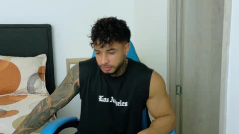 Snapshot of dylanrivera_ chatting on 23, 4, 2026 Dylan Rivera online show from 23, 4, 2026