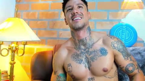 D Y L A N online show from 22, 2, 2025