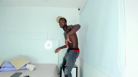 Snapshot of dylantaylor_1 chatting on 18, 1, 2025 Dylan Taylor online show from 18, 1, 2025