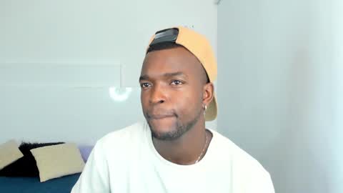 Snapshot of dylantaylor_1 chatting on 28, 1, 2025 Dylan Taylor online show from 28, 1, 2025