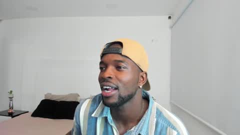 Snapshot of dylantaylor_1 chatting on 4, 3, 2025 Dylan Taylor online show from 4, 3, 2025