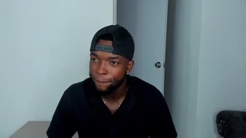 Snapshot of dylantaylor_1 chatting on 10, 9, 2025 Dylan Taylor online show from 10, 9, 2025