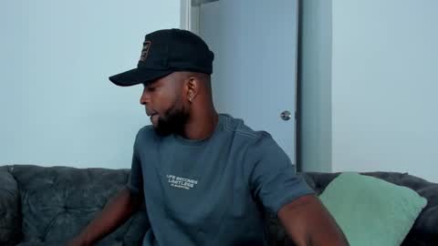 Snapshot of dylantaylor_1 chatting on 26, 9, 2025 Dylan Taylor online show from 26, 9, 2025