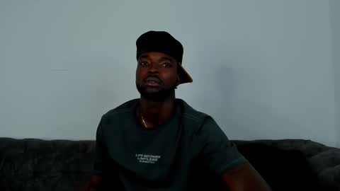 Snapshot of dylantaylor_1 chatting on 26, 10, 2025 Dylan Taylor online show from 26, 10, 2025