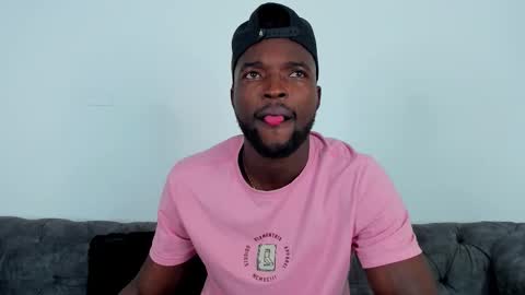 Snapshot of dylantaylor_1 chatting on 27, 10, 2025 Dylan Taylor online show from 27, 10, 2025