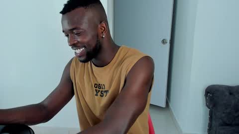 Snapshot of dylantaylor_1 chatting on 29, 10, 2025 Dylan Taylor online show from 29, 10, 2025