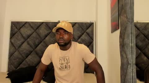 Snapshot of dylantaylor_1 chatting on 4, 11, 2025 Dylan Taylor online show from 4, 11, 2025