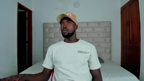 Snapshot of dylantaylor_1 chatting on 12, 11, 2025 Dylan Taylor online show from 12, 11, 2025