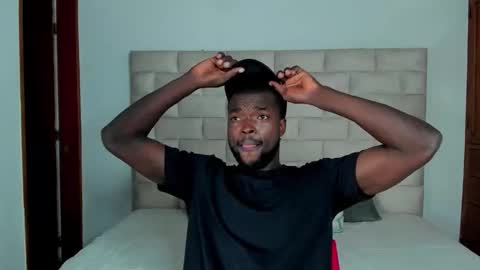 Snapshot of dylantaylor_1 chatting on 15, 11, 2025 Dylan Taylor online show from 15, 11, 2025