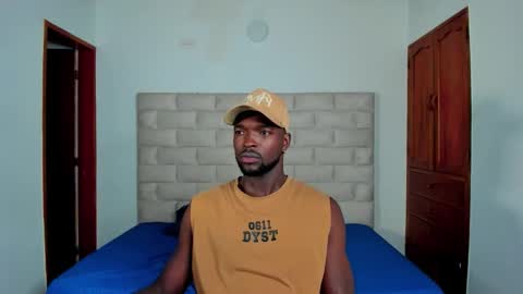 Snapshot of dylantaylor_1 chatting on 26, 11, 2025 Dylan Taylor online show from 26, 11, 2025