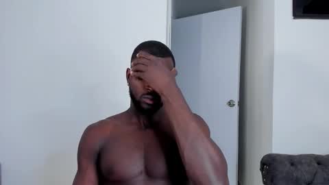 Snapshot of dylantaylor_1 chatting on 27, 11, 2025 Dylan Taylor online show from 27, 11, 2025