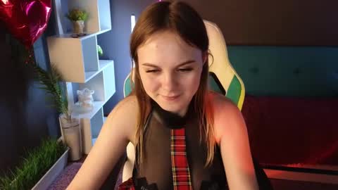 Snapshot of dyna_bae chatting on 7, 3, 2025 Dyna online show from 7, 3, 2025