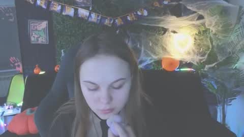 Snapshot of dyna_bae chatting on 20, 10, 2025 Dyna online show from 20, 10, 2025