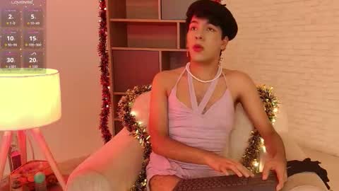 Snapshot of e_r_o_s_ chatting on 27, 11, 2025 John online show from 27, 11, 2025