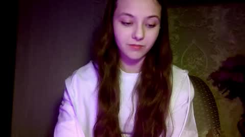 Yuni online show from 3, 3, 2026