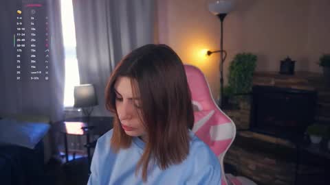 Snapshot of earthadobb chatting on 29, 9, 2025 Emma online show from 29, 9, 2025
