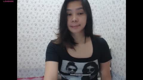 Snapshot of earthlypleasures chatting on 5, 11, 2025 shaina online show from 5, 11, 2025