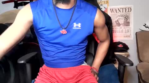 Snapshot of easybreezy20 chatting on 11, 1, 2025 TWITTER INSTAGRAM easybreezy20 ONLINE 1230 AM TO 7AM online show from 11, 1, 2025