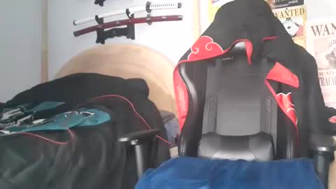 Snapshot of easybreezy20 chatting on 8, 2, 2025 TWITTER INSTAGRAM easybreezy20 ONLINE 1230 AM TO 7AM online show from 8, 2, 2025