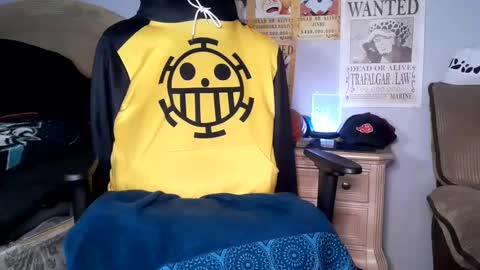 Snapshot of easybreezy20 chatting on 11, 3, 2025 TWITTER INSTAGRAM easybreezy20 ONLINE 1230 AM TO 7AM online show from 11, 3, 2025