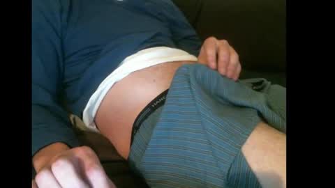 Snapshot of easysleaze chatting on 1, 12, 2025 Easy online show from 1, 12, 2025