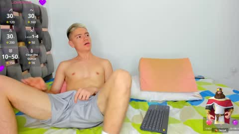 Snapshot of eat_twinks chatting on 8, 1, 2025 INDEPENDENT MODELS online show from 8, 1, 2025