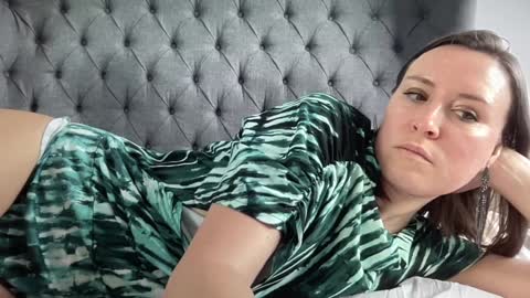 Snapshot of eatmypie69 chatting on 5, 3, 2025 Nadia Ferreira online show from 5, 3, 2025
