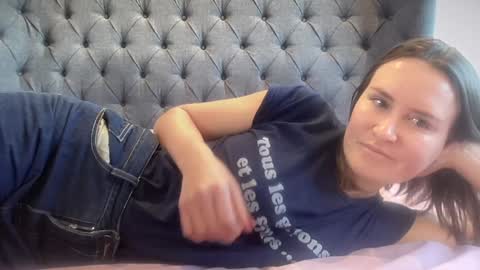 Snapshot of eatmypie69 chatting on 16, 1, 2026 Nadia Ferreira online show from 16, 1, 2026